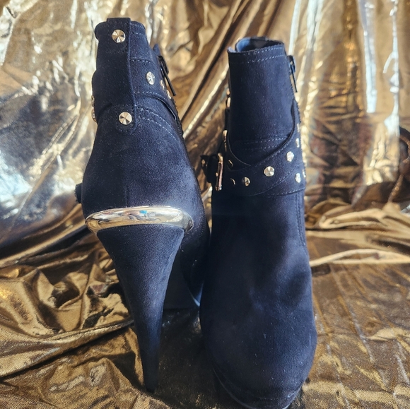 G by Guess Booties - Picture 6 of 11